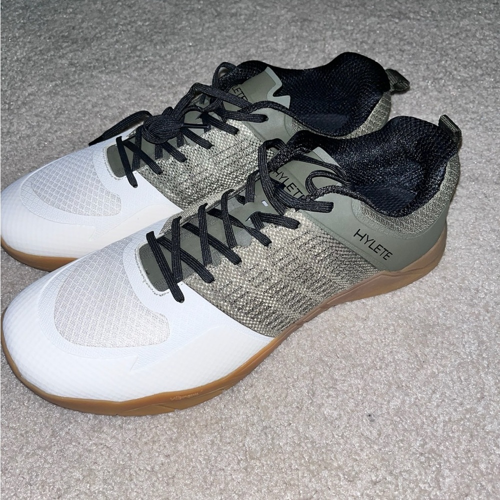 Hylete Circuit Cross-Training Men's Shoes - White and Olive